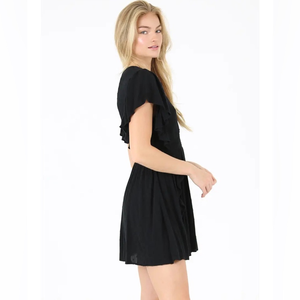 BCBG GENERATION RUFFLE DRESS - Picture 2 of 4